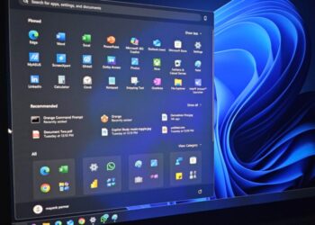 หน้าจอ Windows Update แสดงตัวเลือกการอัปเกรดเป็น Windows 11 25H2